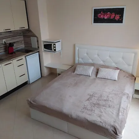 Destination Bulgaria 2000 Cascadas Private Summer Family Apartment